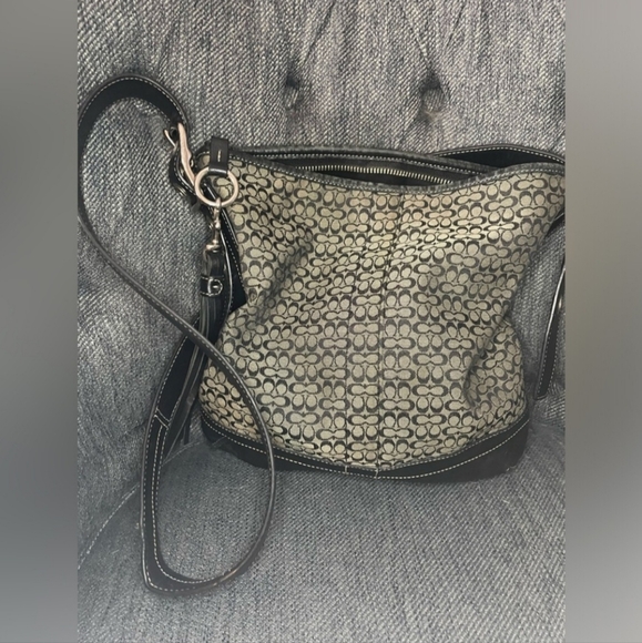 Coach cross-body bag...10.5 x 11" - Picture 2 of 7